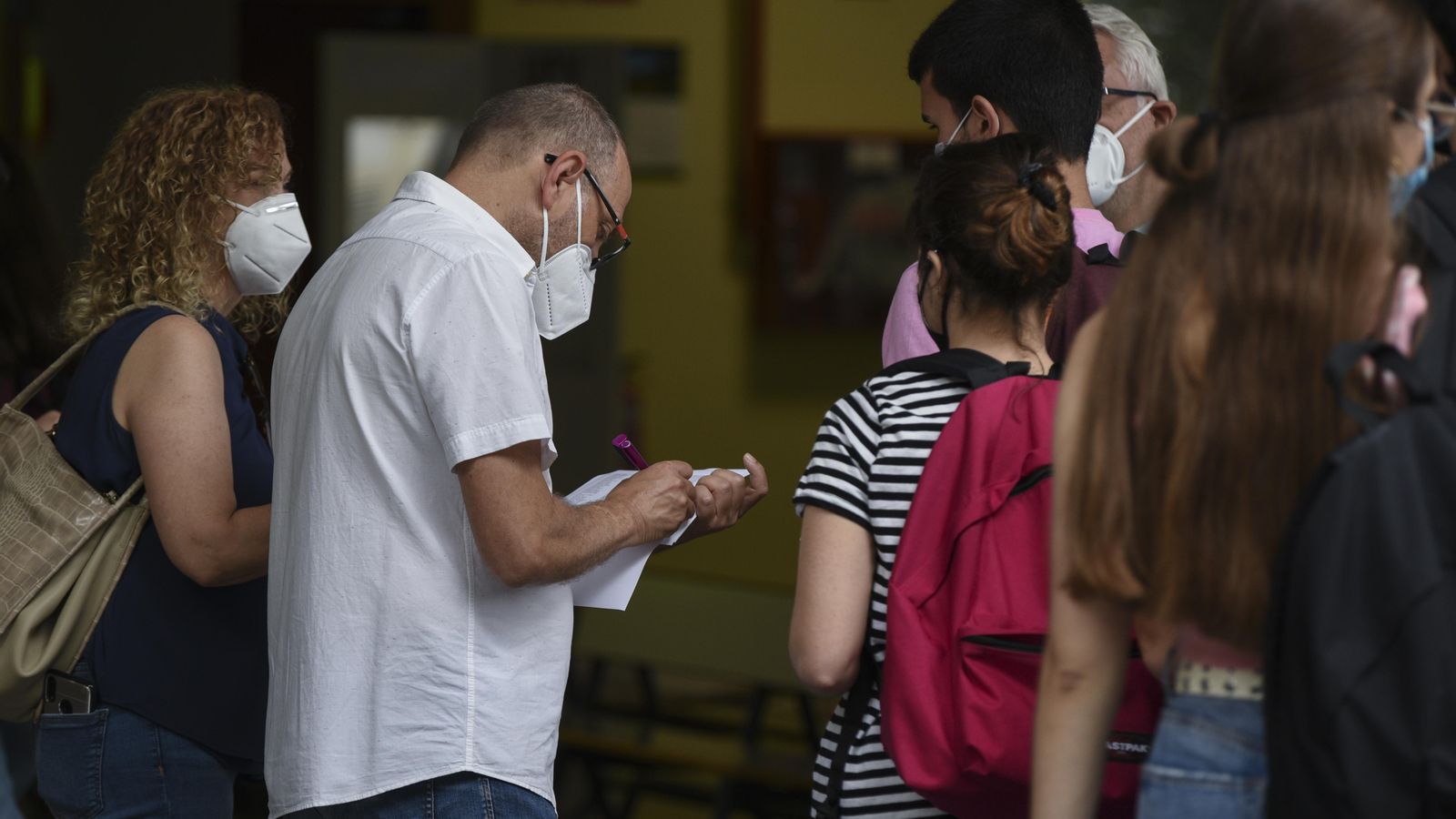 Accés a un dels exàmens de les PAU al 2021