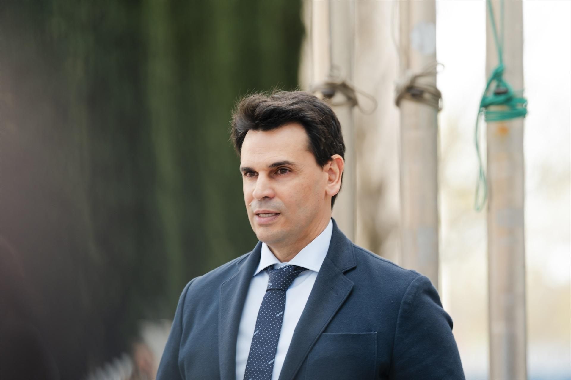 Alberto Ganzález Amador eixint dels jutjats de Madrid en una imatge d'arxiu Alberto Ganzález Amador ixint dels jutjats de Madrid en una imatge d'arxiu