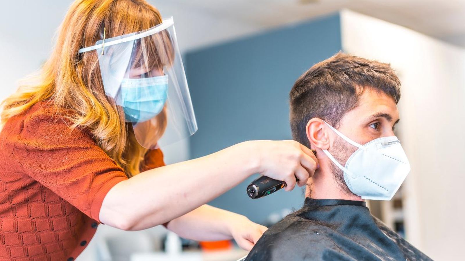 Imatge d'arxiu en l'interior d'una perruqueria