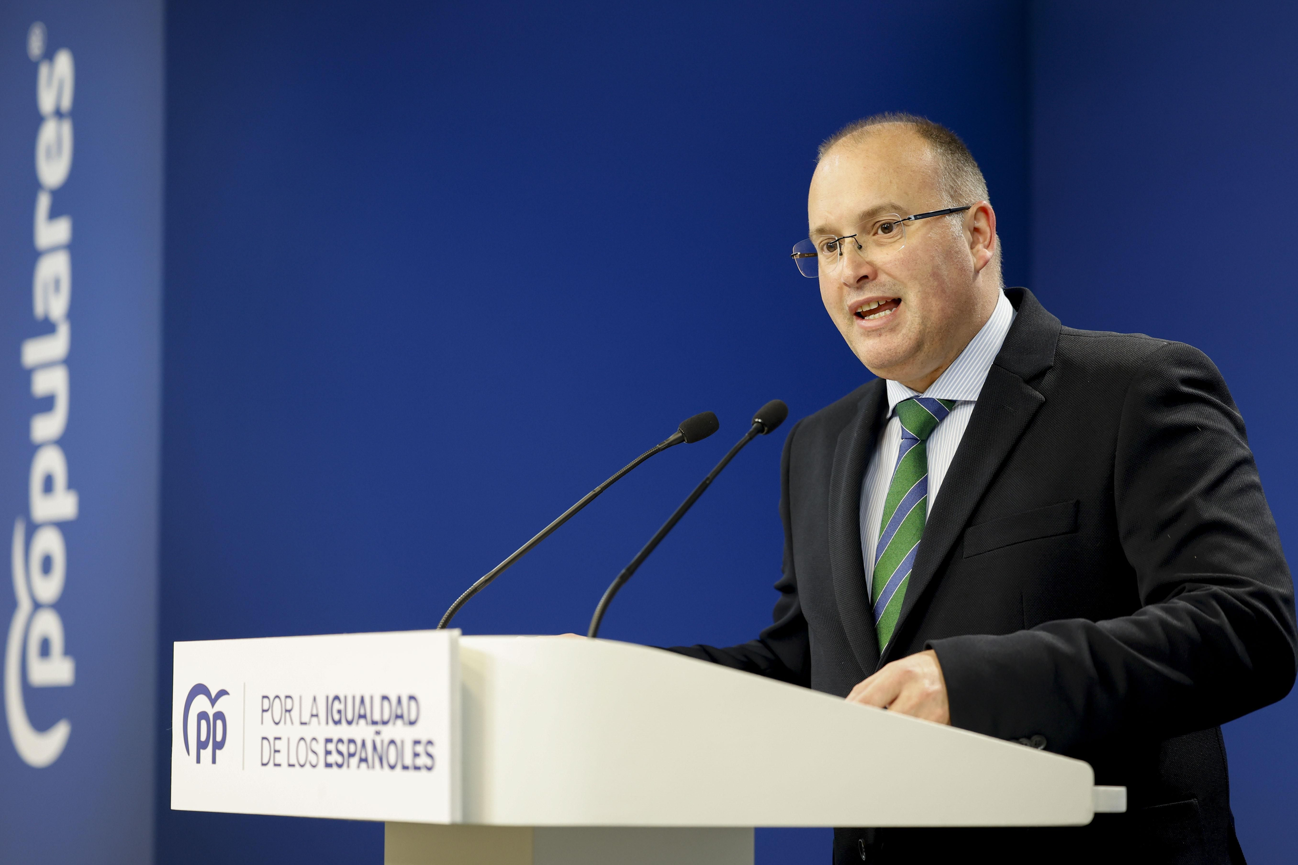 Miguel Tellado en declaracions a la premsa