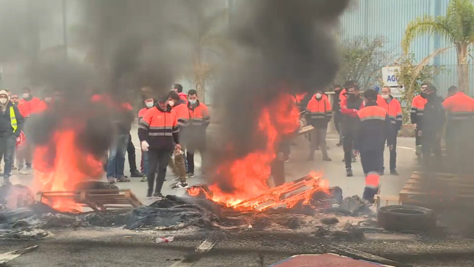 Primera jornada de vaga de 24 hores a Pilkington Sagunt