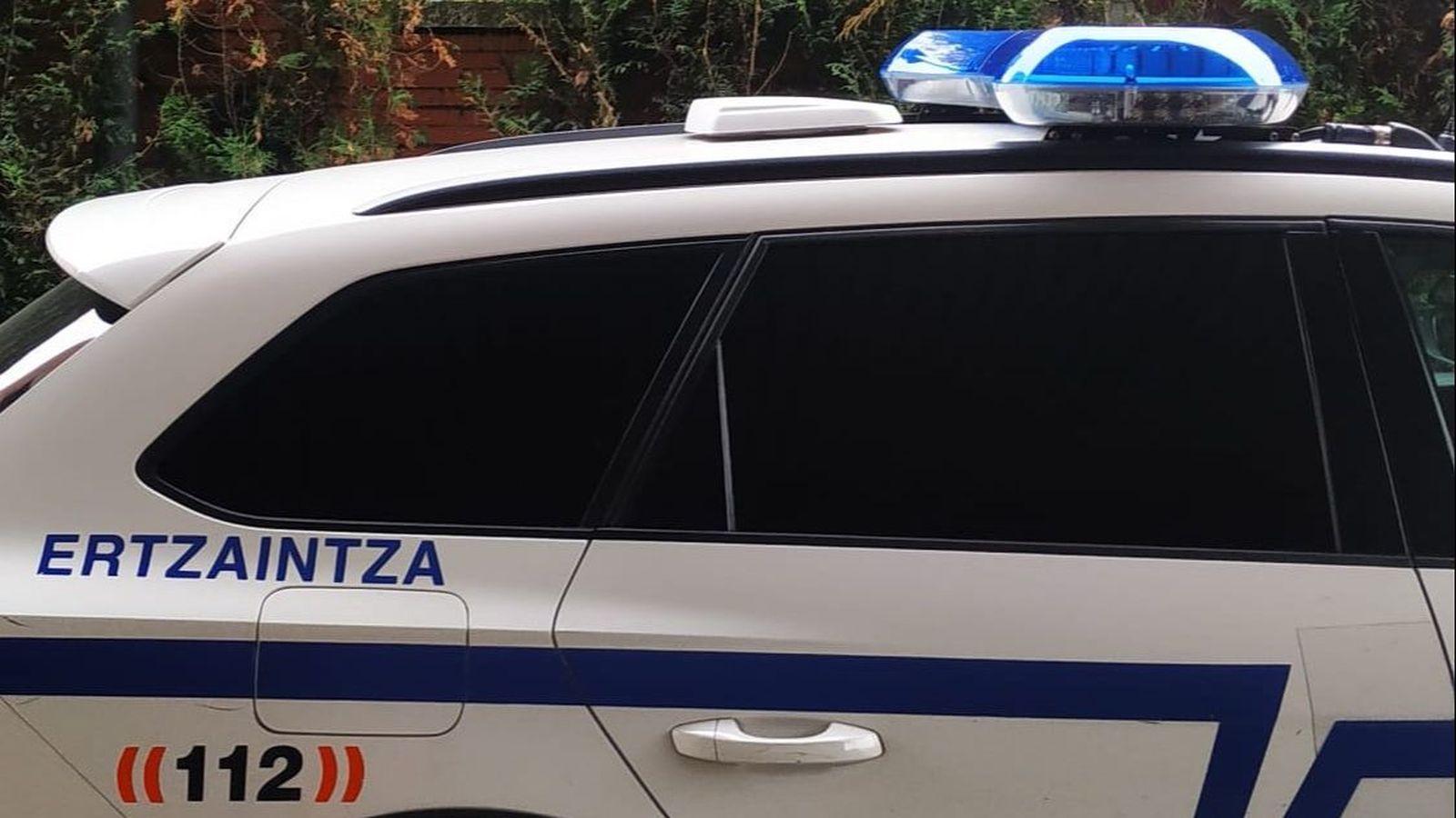 L'Ertzaintza detén dos homes a Àlaba per agredir sexualment d'una menor