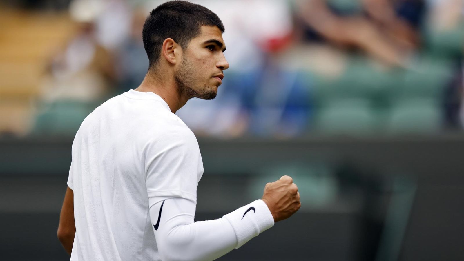 Alcaraz celebra un punt