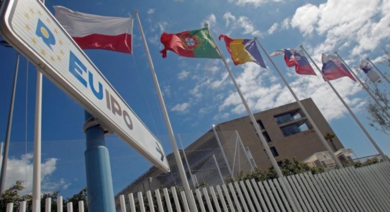 L'Oficina de la Propietat Intel·lectual de la UE (EUIPO), té la seu a Alacant