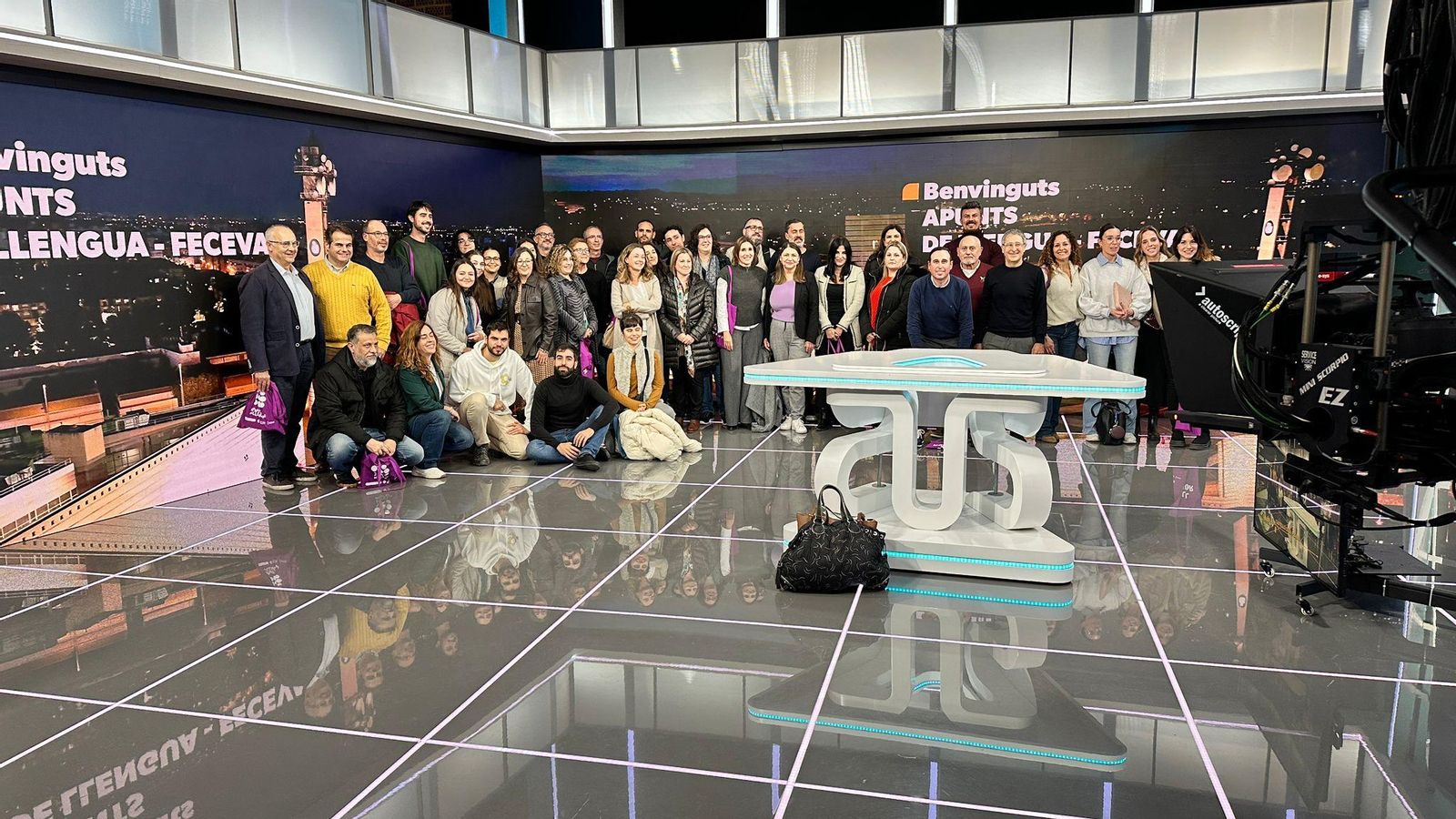 Presentació d'Apunts de Llengua al sector privat de l'ensenyament