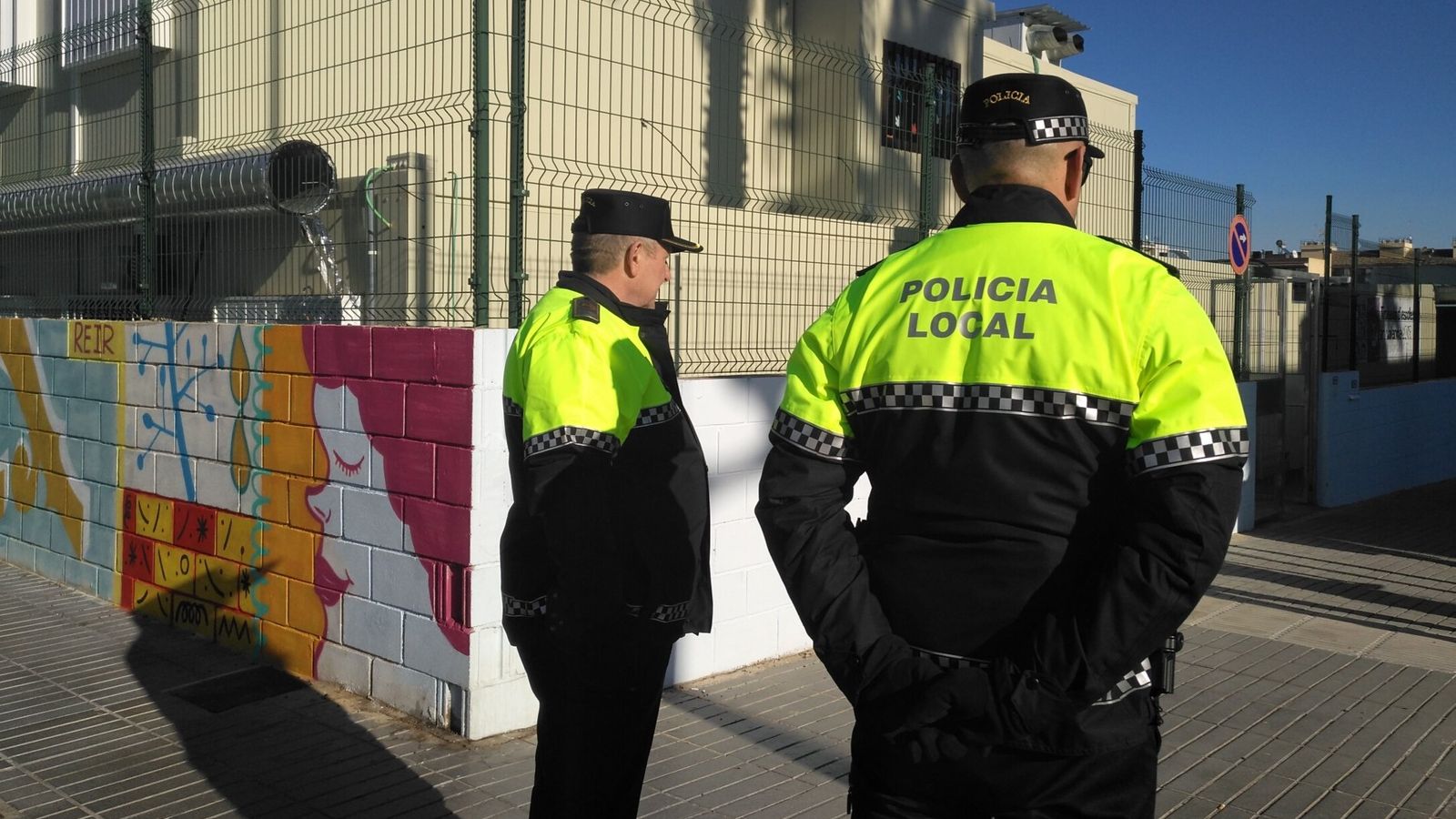Dos agents de la Policia Local de Torrent, en una imatge d'arxiu
