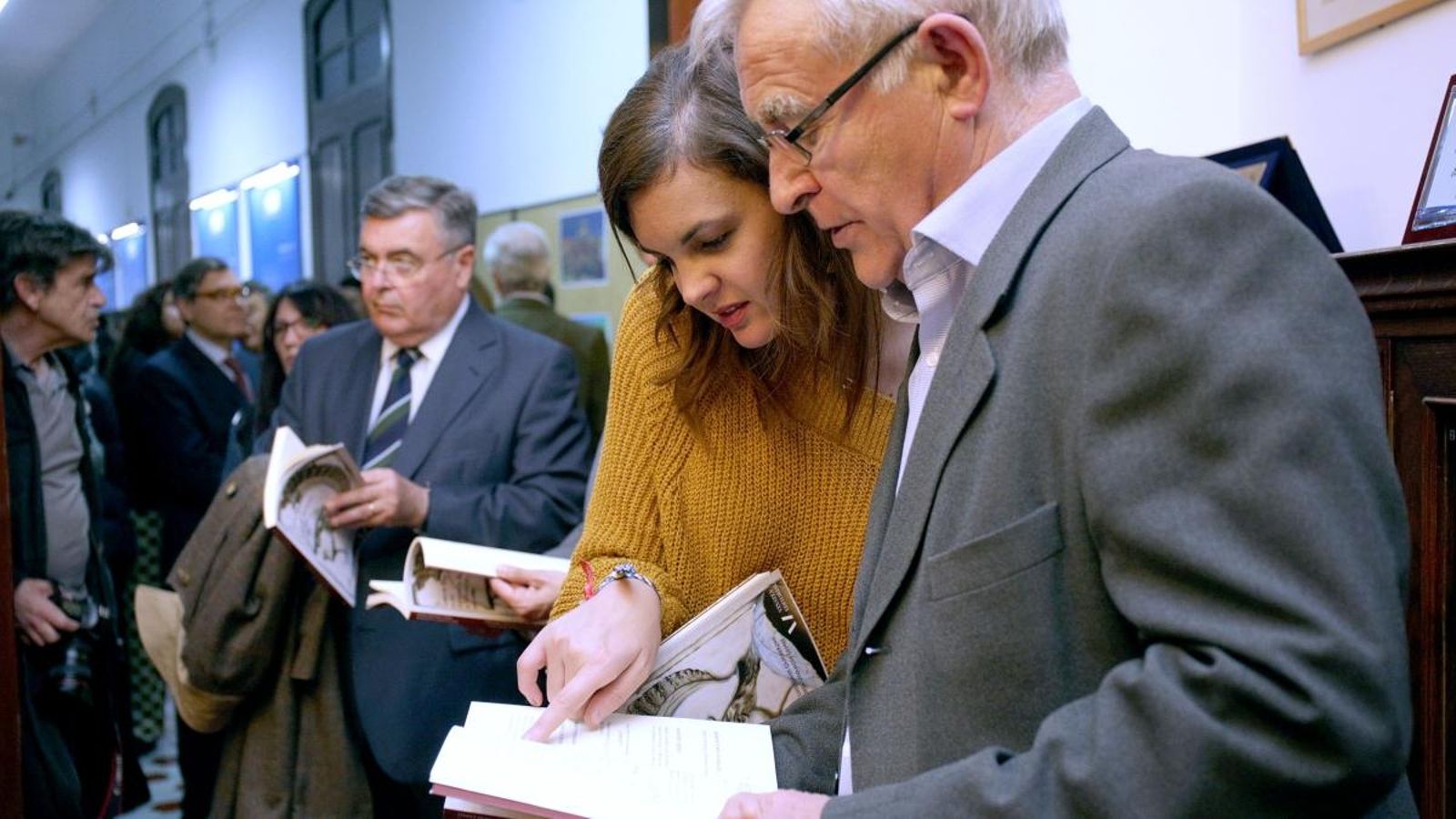 El candidat de Compromís a l'Ajuntament de Valencia i alcalde en funcions, Joan Ribó, i la candidata del PSPV-PSOE Sandra Gómez en una imatge d'arxiu