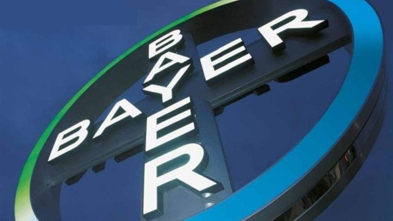 La querella s'ha presentat davant l'Audiència Nacional perquè va dirigida contra el president de Bayer Alemanya.