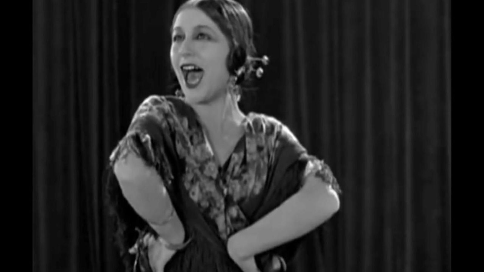 Concha Piquer en 'From far Seville'