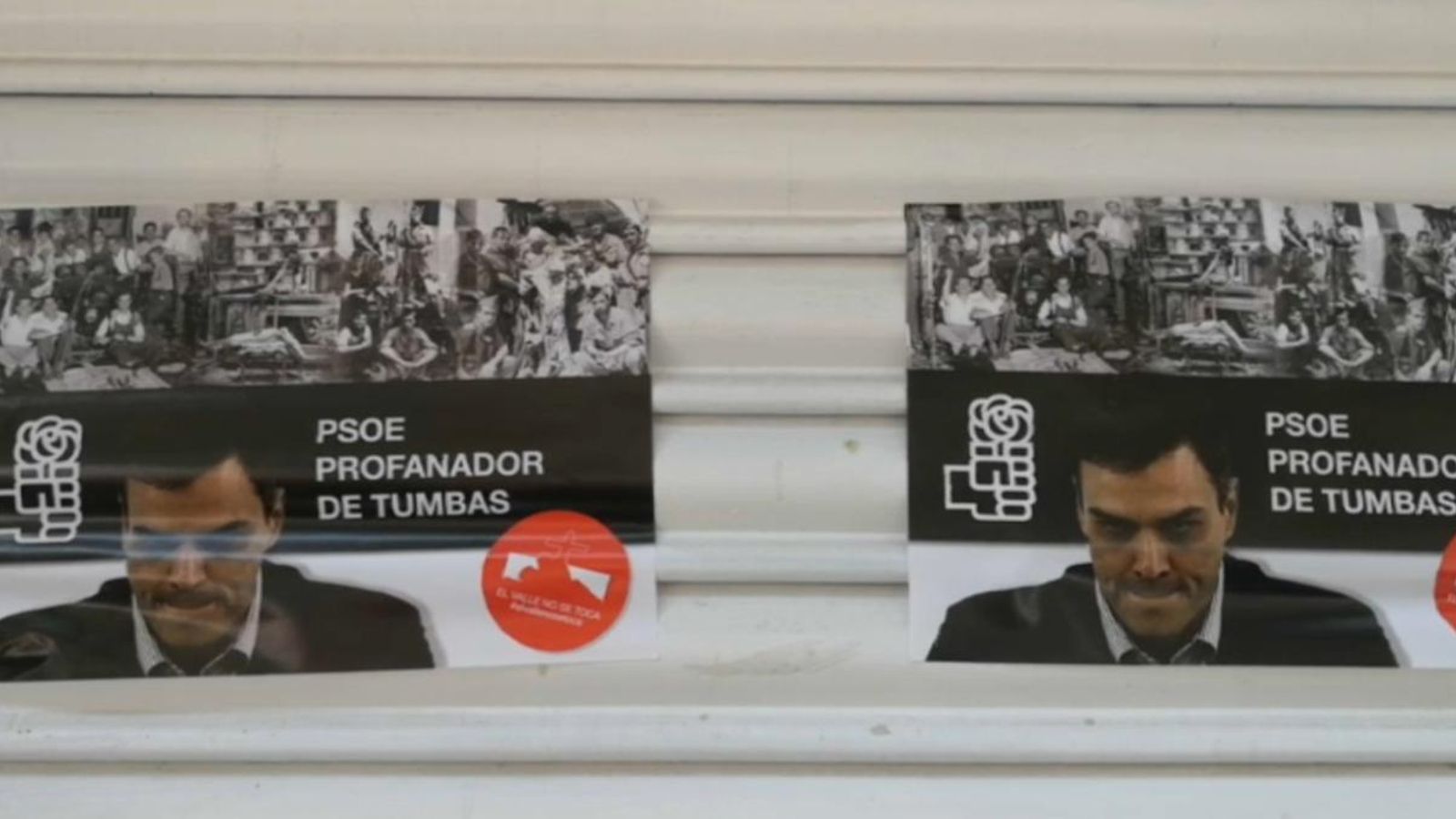 En els cartells es pot llegir “PSOE profanador de tombes”.