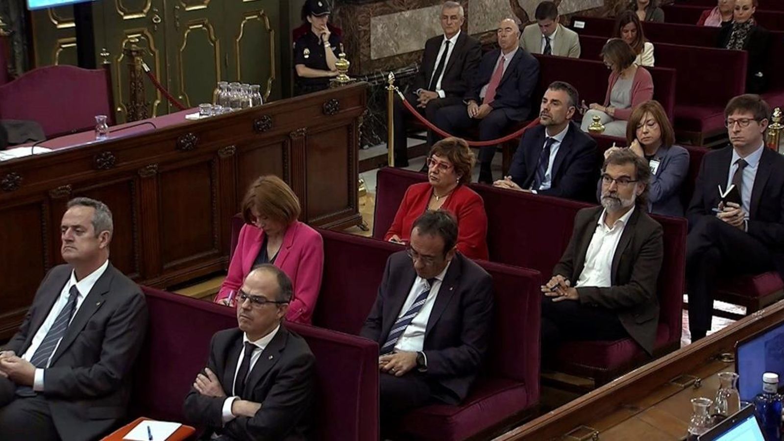 Banc de de els acusats durant la sessió del procés d'aquest dimarts en el Tribunal Suprem