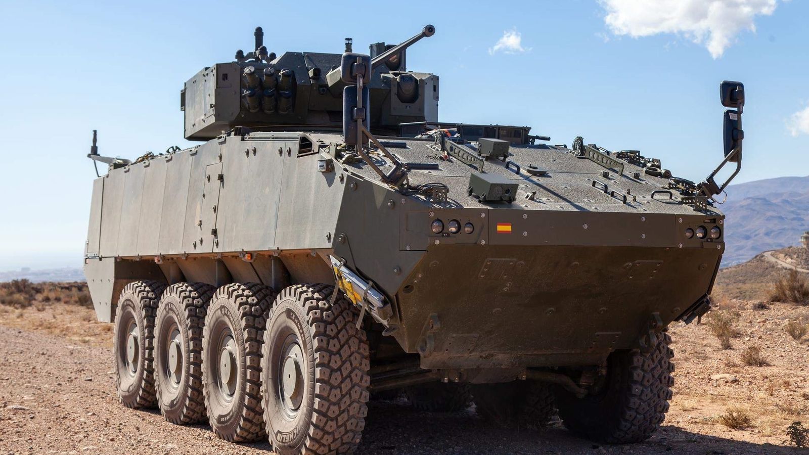 Un blindat 8x8 Drac de l'Exèrcit espanyol