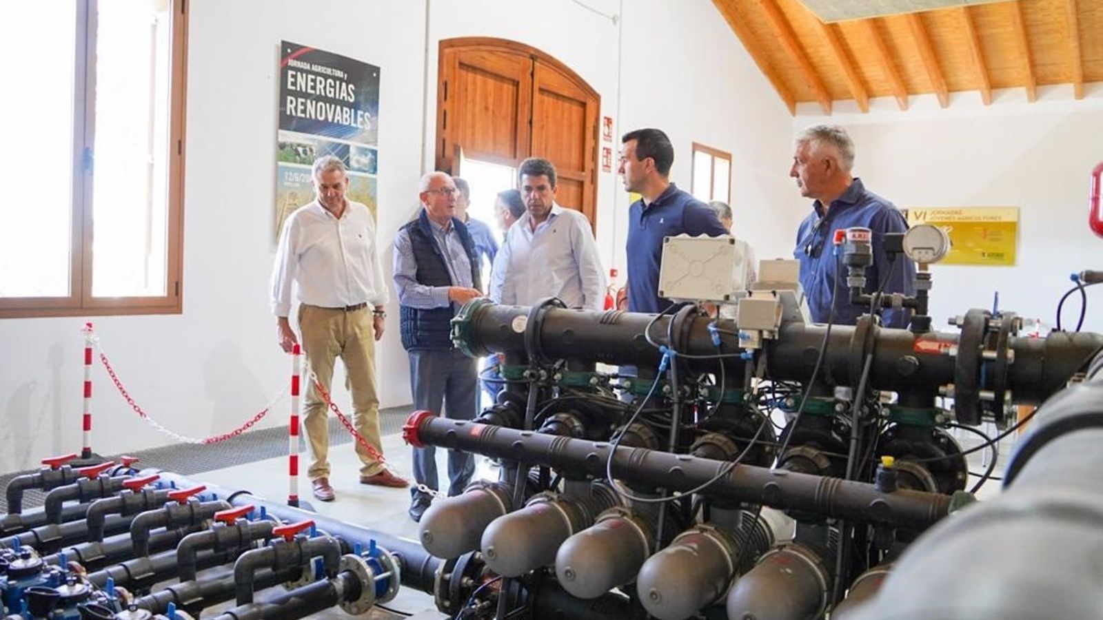 Mazón, reunit aquest dimarts amb representants d'AVA