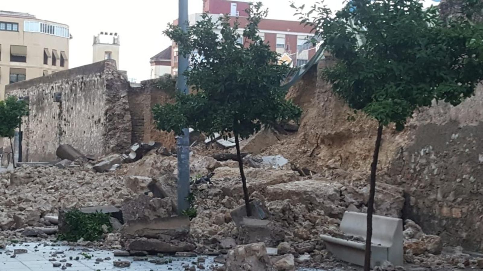 L'Ajuntament ha encarregat el projecte i la direcció de l'obra a l'arquitecte Javier Benlloch