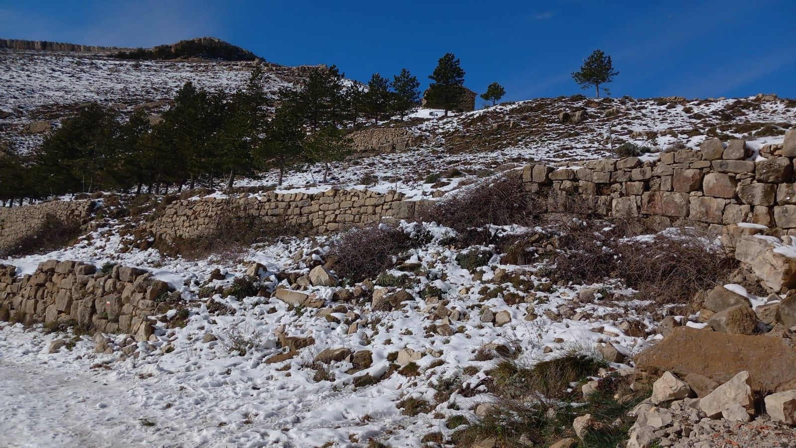 Neu a Ares del Maestrat