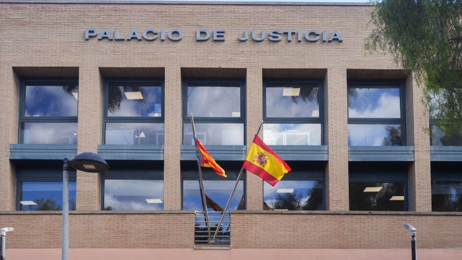 Jutjats de Catarroja en una imatge d'arxiu