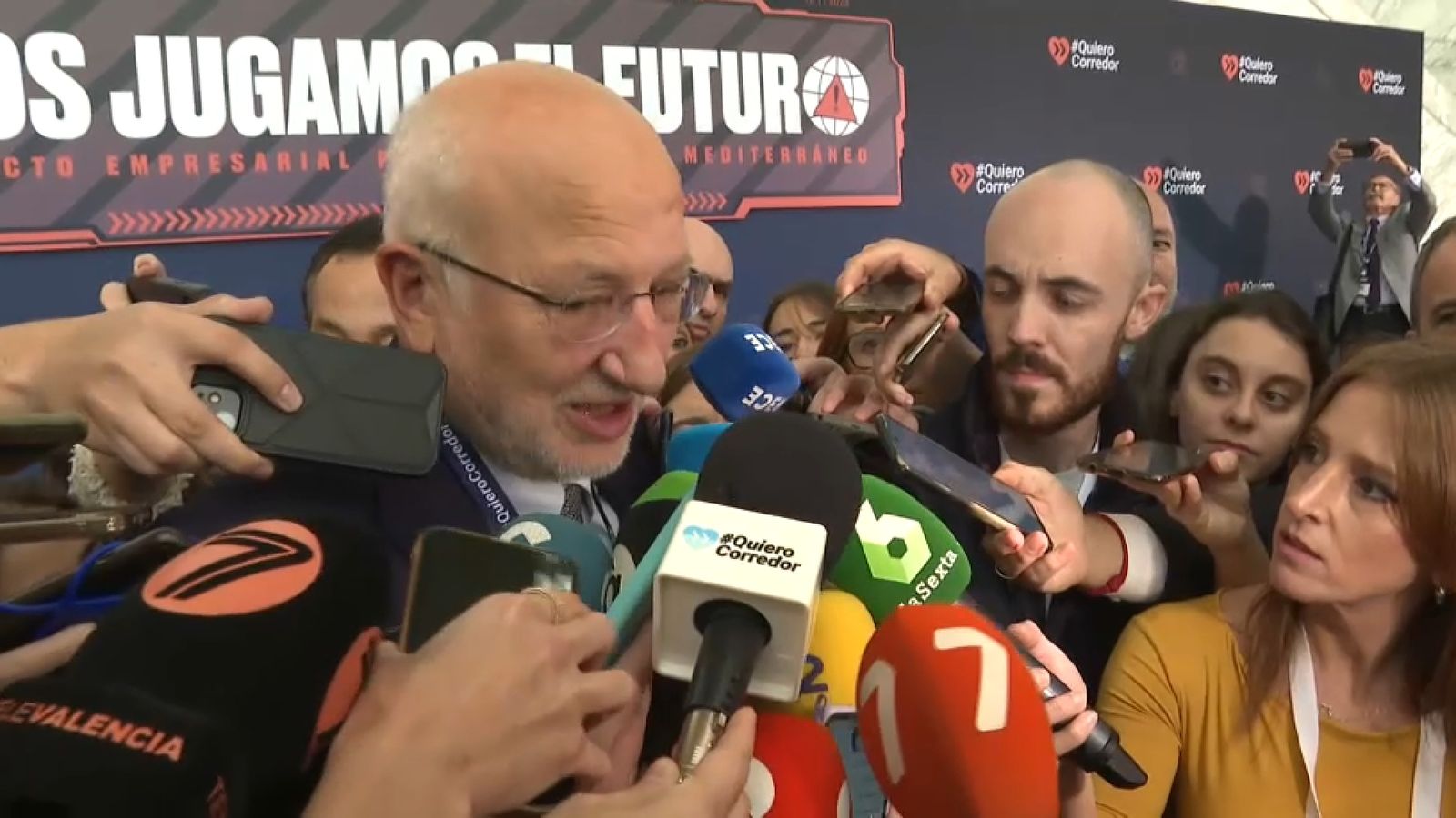 Juan Roig opina sobre la situació política d'Espanya en un acte del Corredor Mediterrani