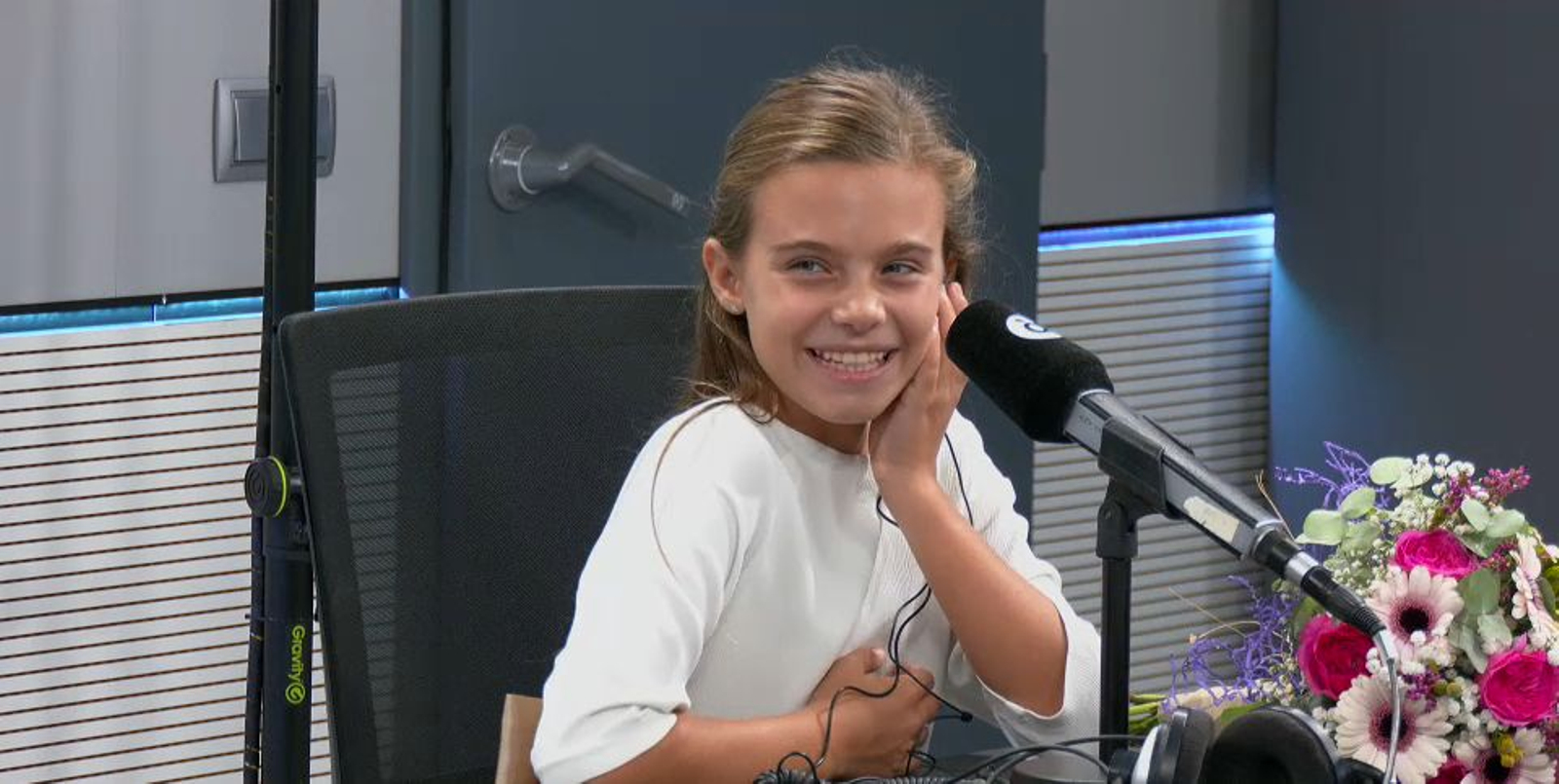 Marina durant la seua primera entrevista com a fallera major infantil de València de 2024