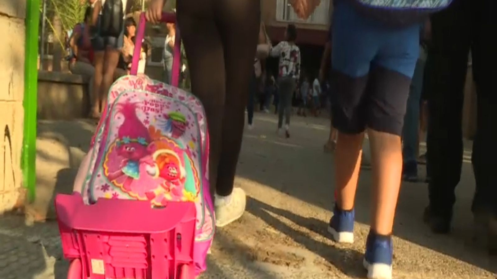 Condemnen uns pares per permetre més de 3.500 faltes d\'assistència a classe del fill