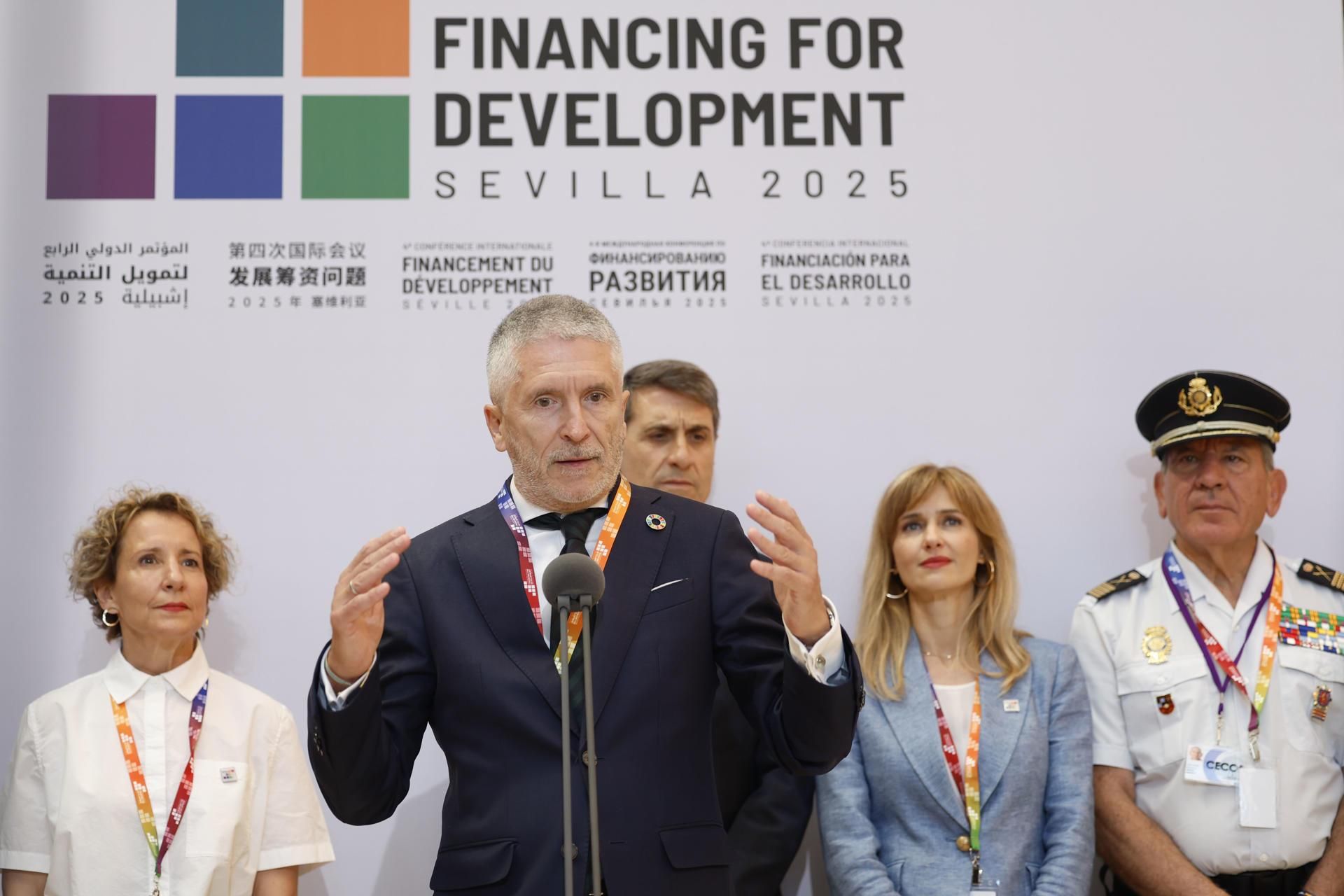 Fernando Grande-Marlaska compareix davant els mitjans de comunicació este diumenge
