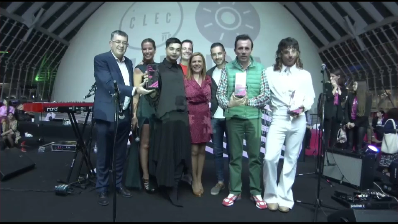 Foto de família dels premiats que han assistit aquest dissabte a l'entrega de premis