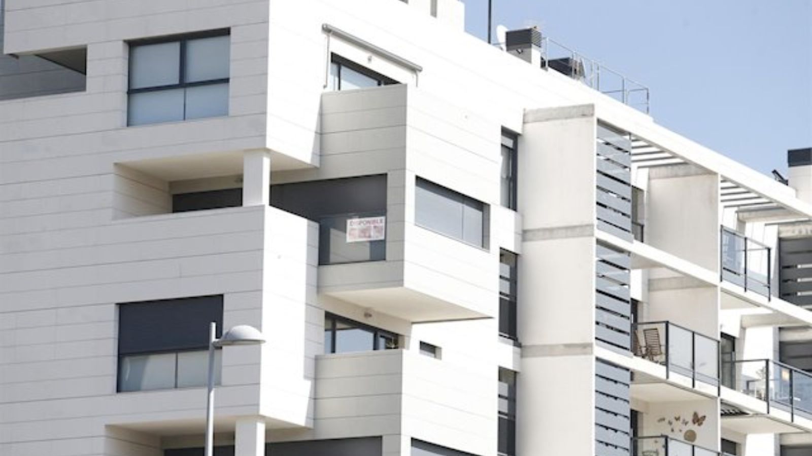 La firma d'hipoteques sobre habitatges torna a créixer el maig respecte al mes anterior