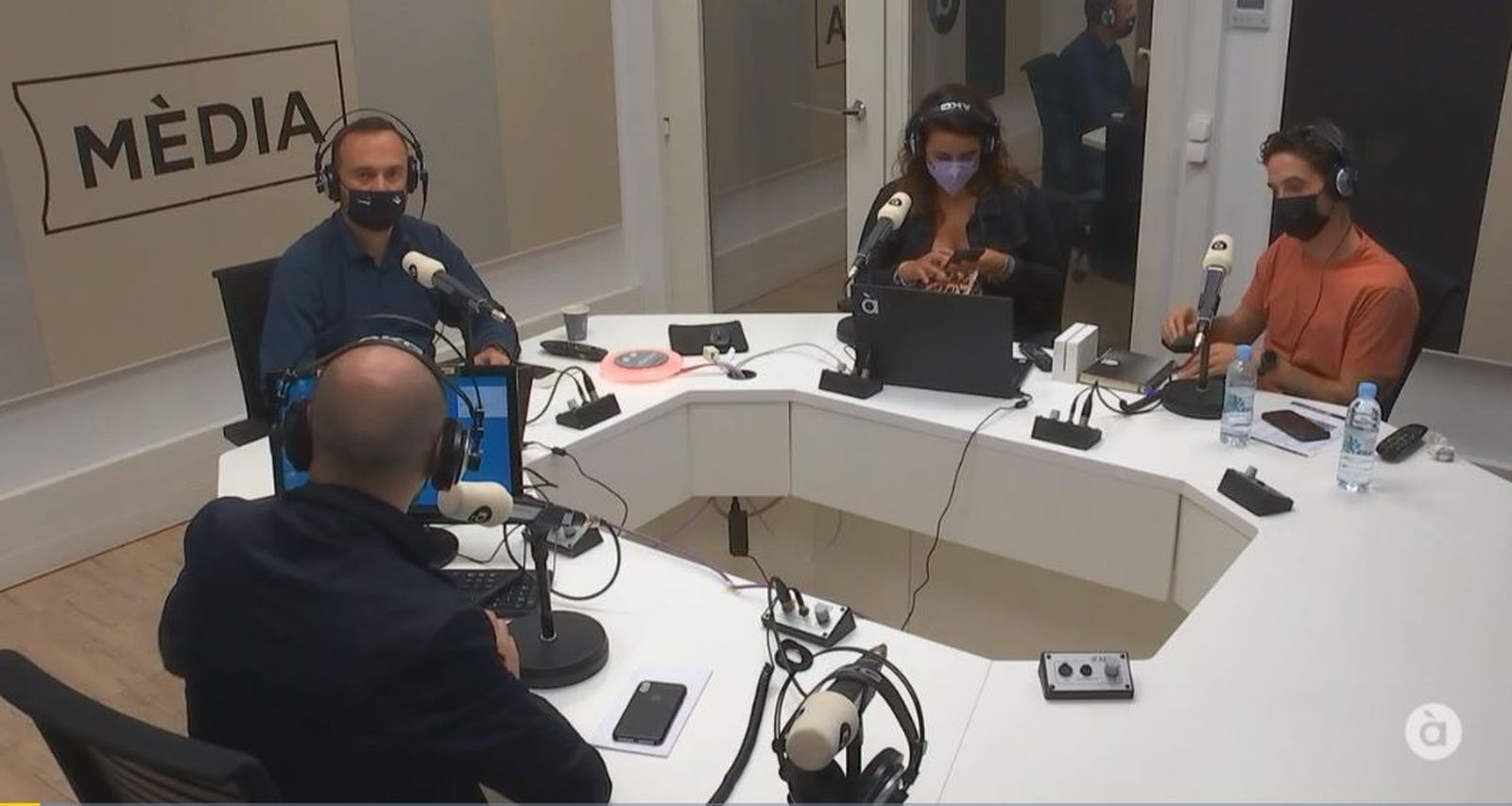 21.09.2021 | Línia de fons | Streaming