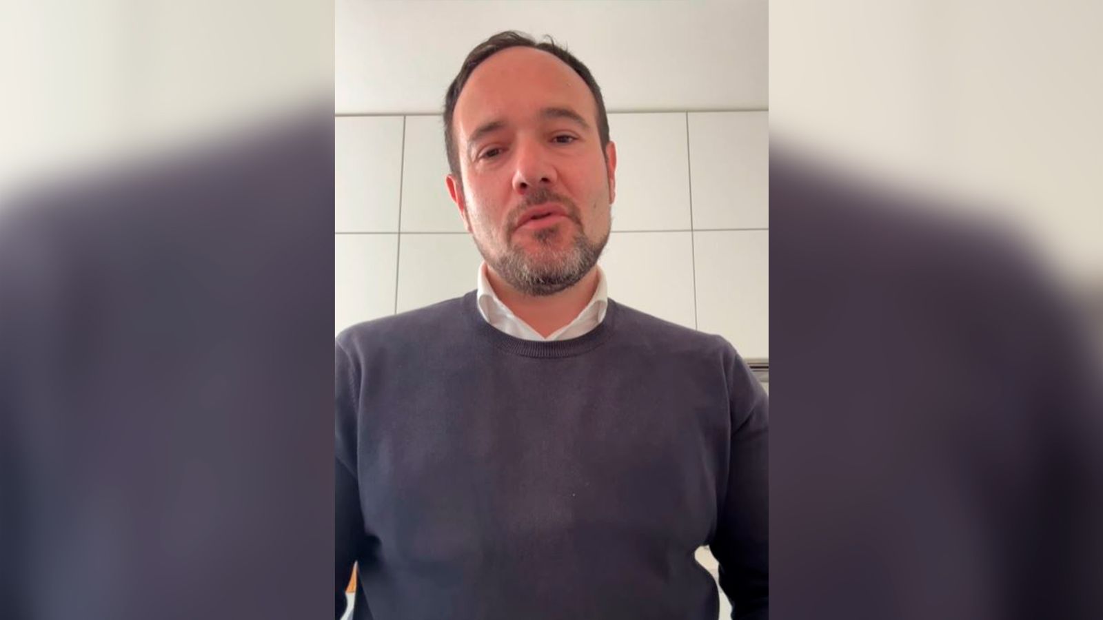 Javier Mansilla, en el vídeo penjat al seu compte personal