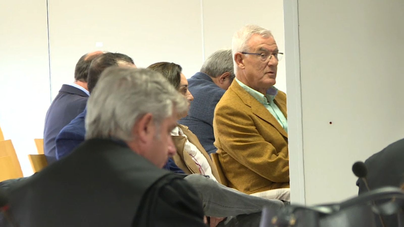 La Fiscalia rebaixa la petició de pena a l\'exconseller Luis Fernando Cartagena pel frau en Metrored