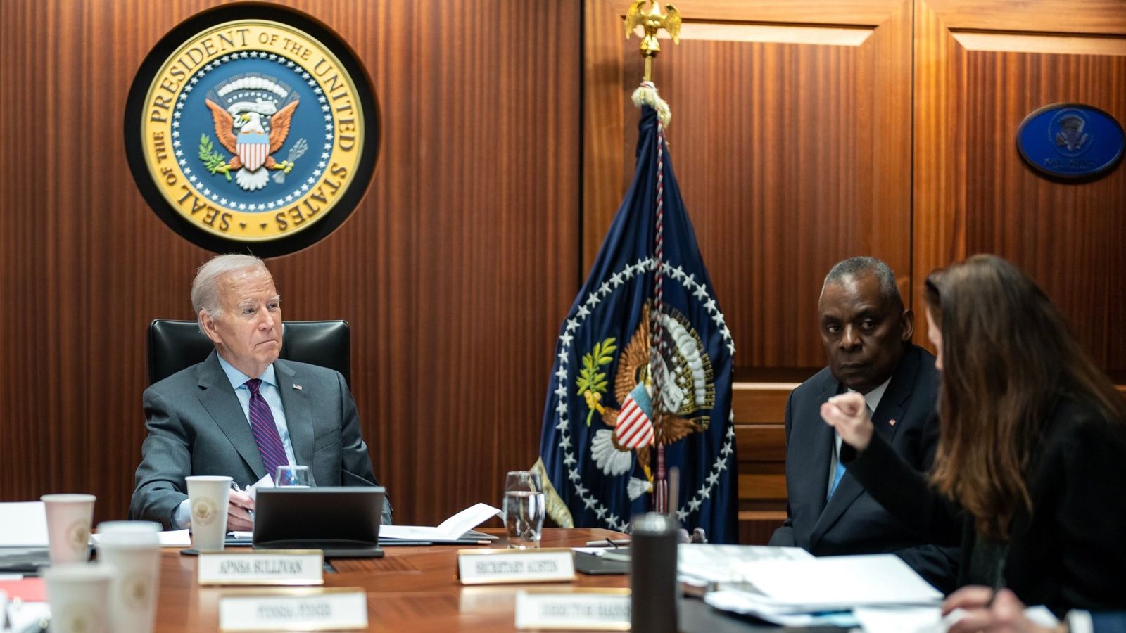 El secretari de Defensa dels Estats Units, Lloyd Austin (dreta), amb el president, Joe Biden