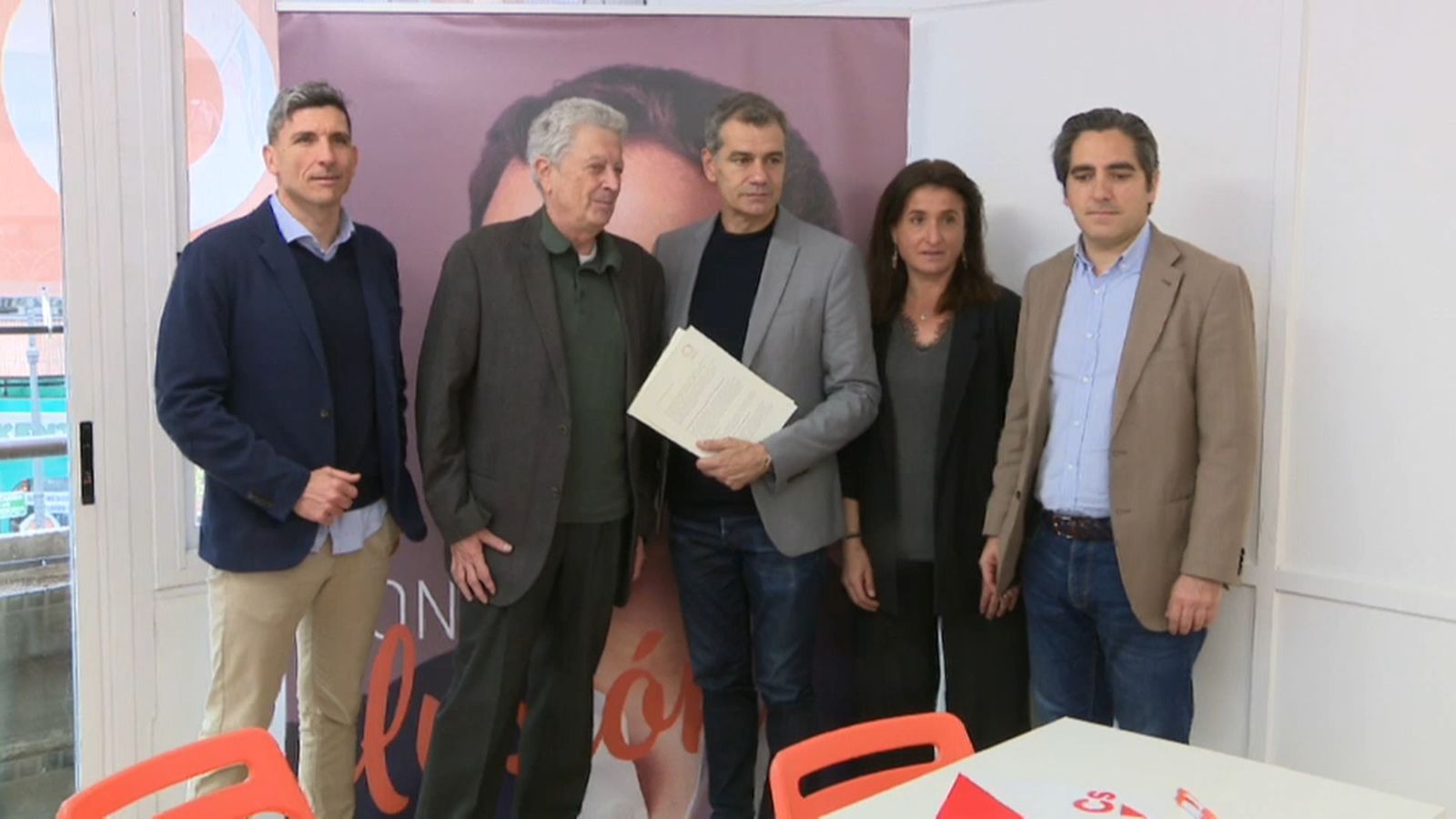 Imatge de la reunió de la candidatura de Ciutadans amb Societat Civil Valenciana.