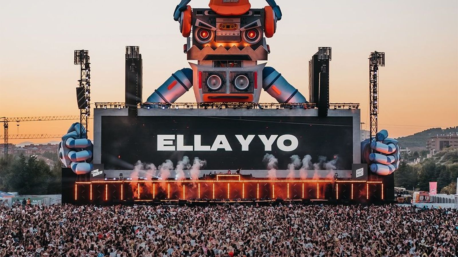 En esta gira el festival porta un gran escenari