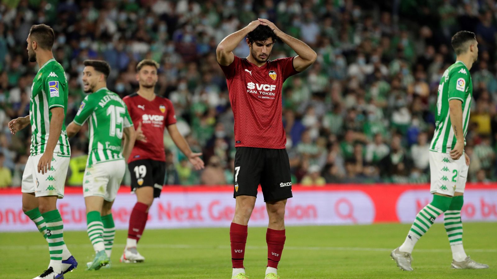 El València cau a Sevilla per 4 a 1