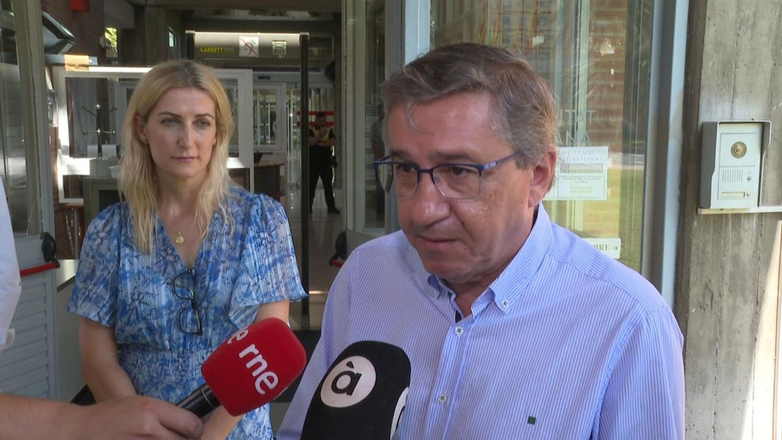 El conseller d'Educació, José Antonio Rovira, en declaracions als mitjans de comunicació