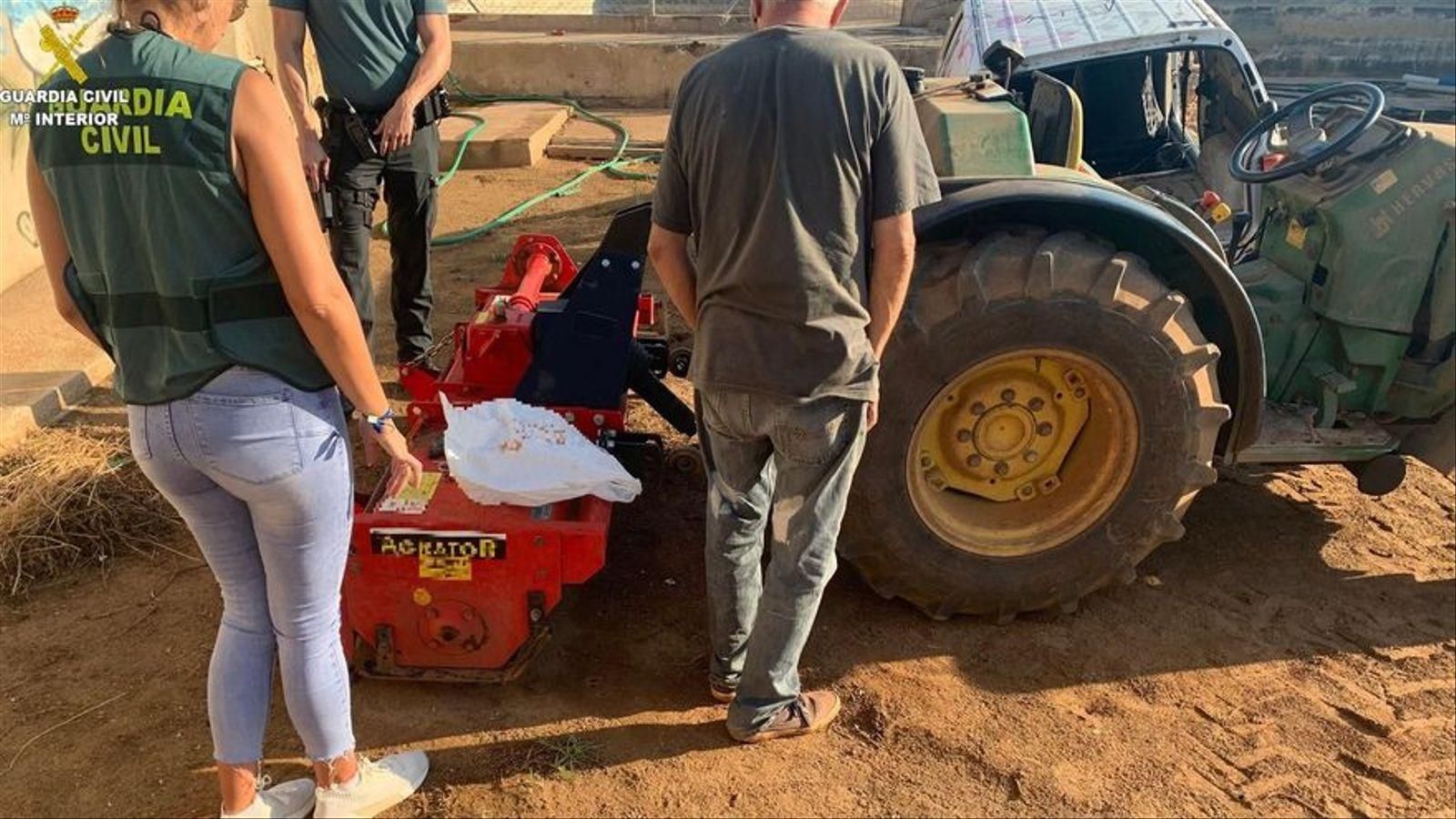 Un dels aparells agrícoles furtats a Alcàsser que ha localitzat la Guàrdia Civil