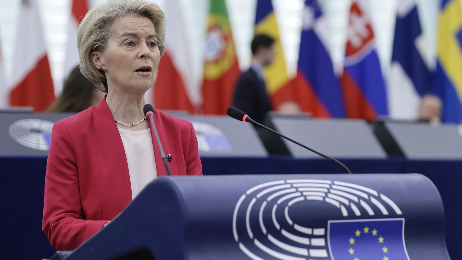 Ursula von der Leyen, presidenta de la Comissió Europea, intervé durant la seua intervenció aquest dimarts en el Parlament Europeu, a Estrasburg (França).