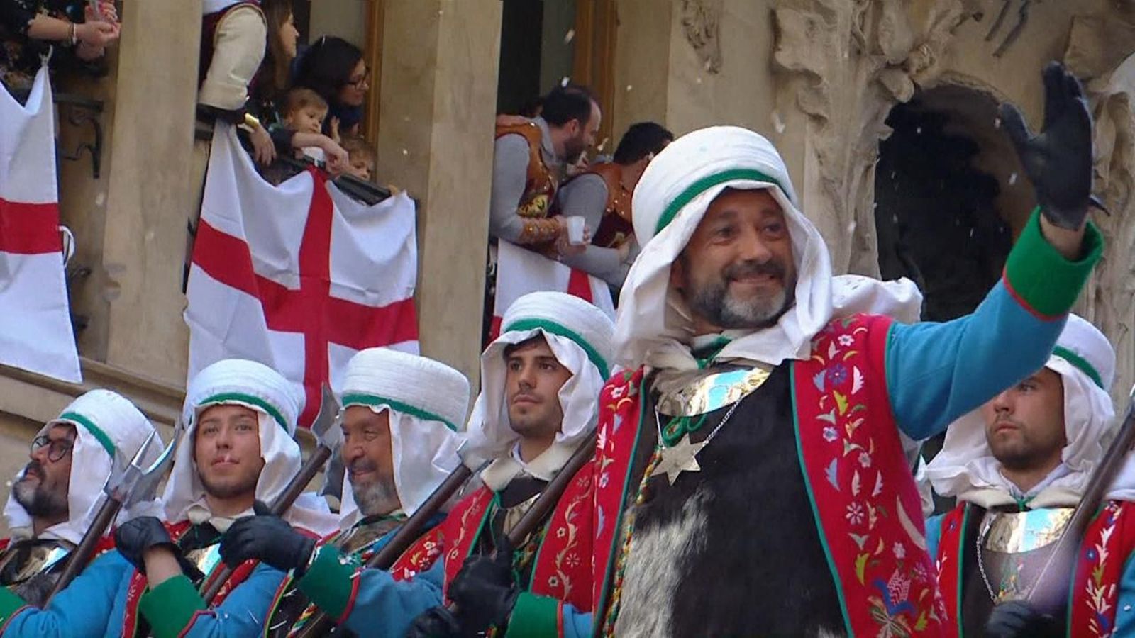 La tornada de les entrades dels Moros i Cristians d'Alcoi 2022 es podrà veure per À Punt