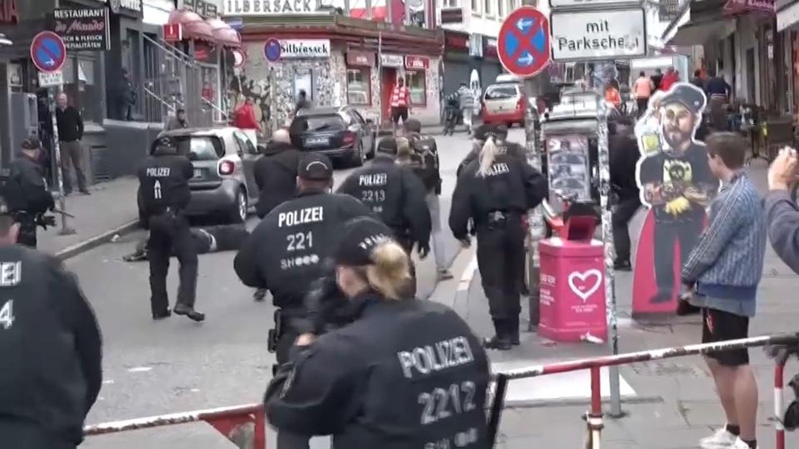 Els fets han ocorregut en el districte de St Pauli d'Hamburg