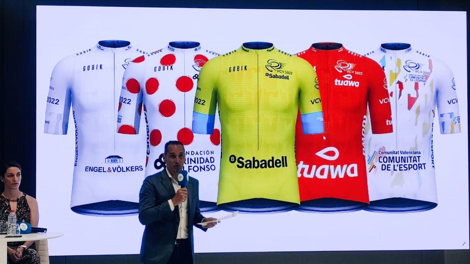 Ángel Casero, durant el balanç anual de la Volta a la Comunitat Valenciana