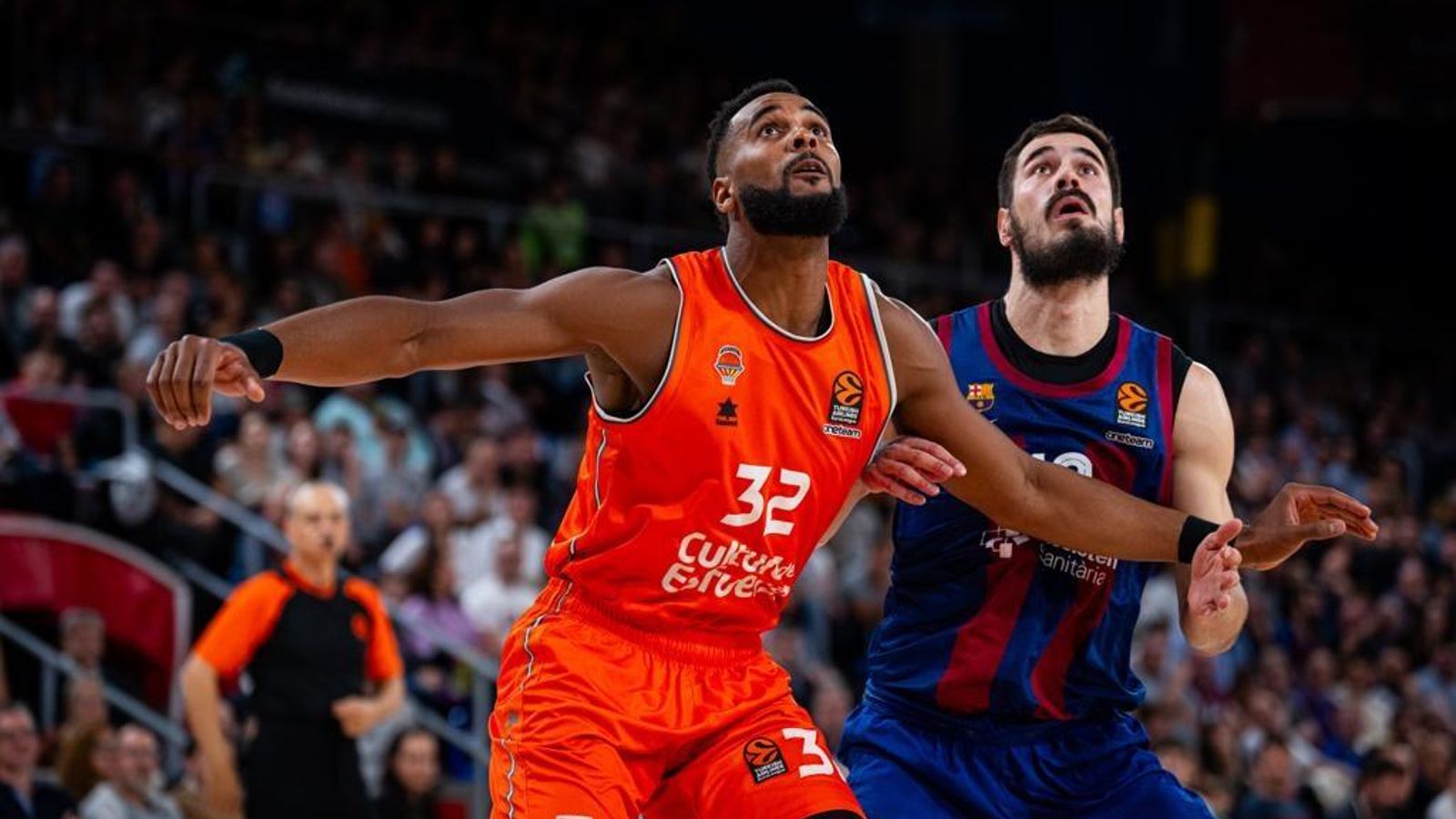 Brandon Davies i Nikola Kalinic s'han enfrontat als seus exequips Brandon Davies i Nikola Kalinic s'han enfrontat als seus exequips
