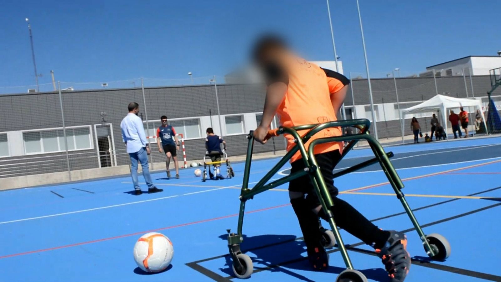 Incertesa entre les famílies amb menors usuaris del fisioterapeuta de Torrent