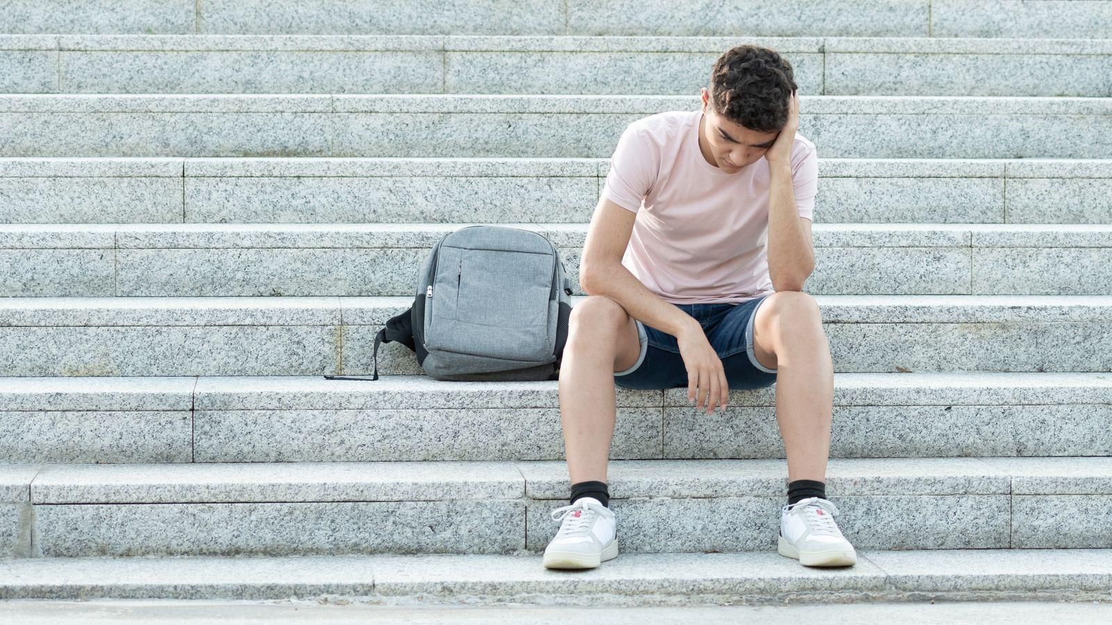 Dramatització d'un universitari amb problemes mentals en una imatge d'arxiu Dramatització d'un universitari amb problemes mentals en una imatge d'arxiu