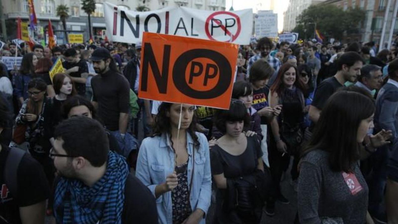 Penes d\'entre tres i deu mesos de presó per als acusats de Rodeja el Congrés