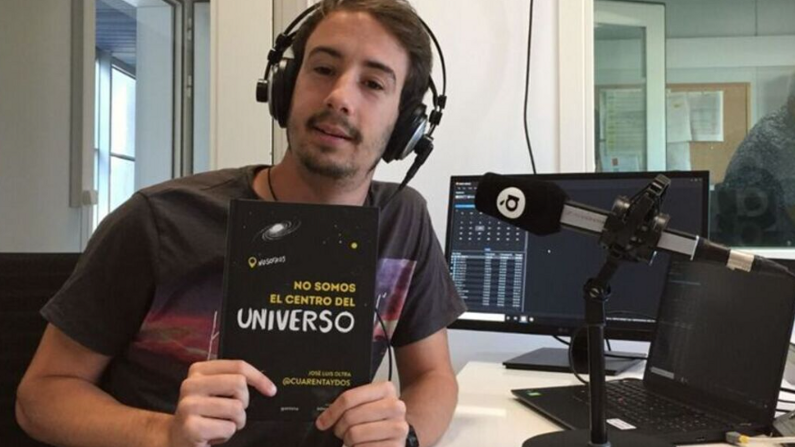 José Luis Oltra presenta el seu llibre