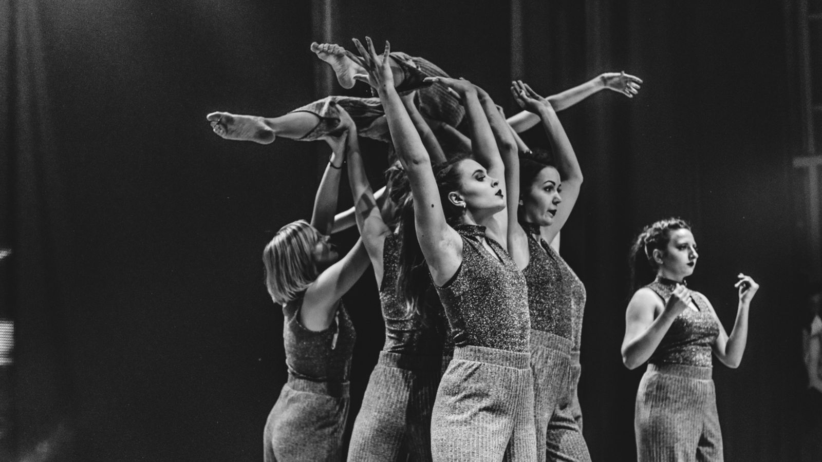 Per a poder assistir-hi no és necessari formar part de l'alumnat de l'UJI