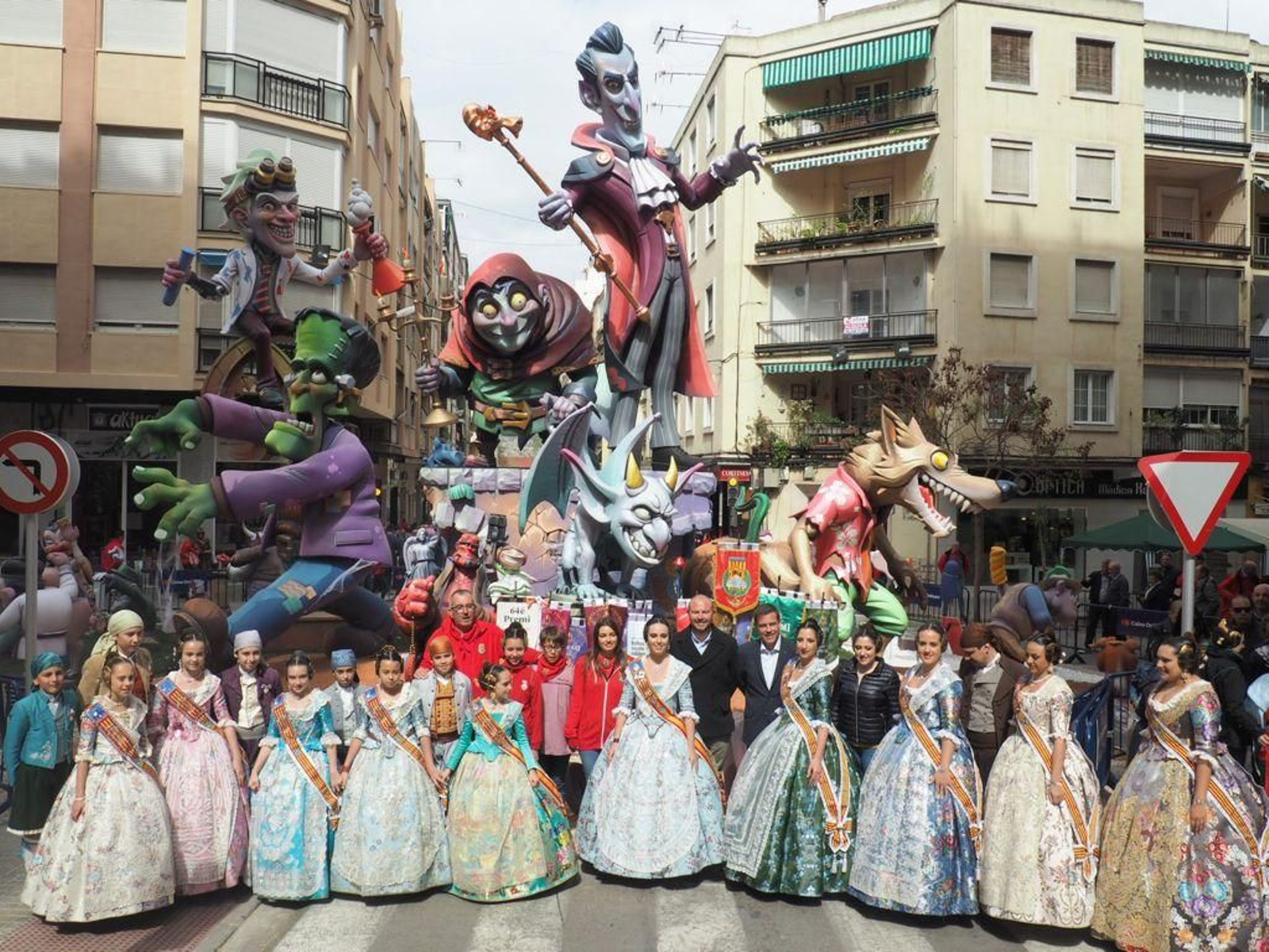 Imatge d'arxiu de les falles de Xàtiva al 2019