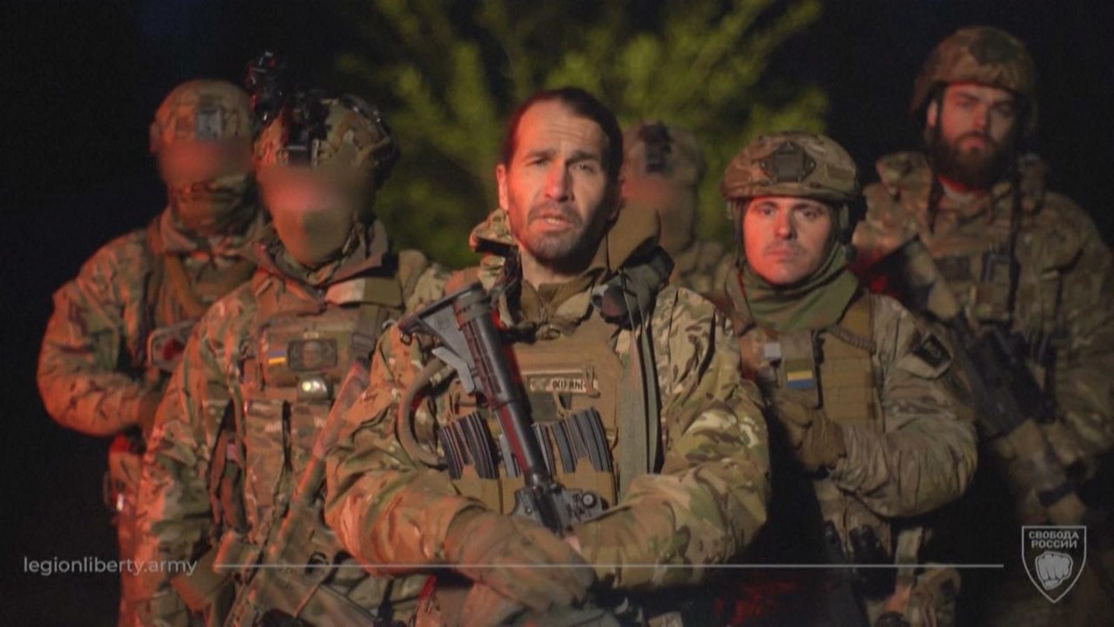 Grups de civils russos contraris al govern de Putin s'organitzen en la frontera amb Ucraïna