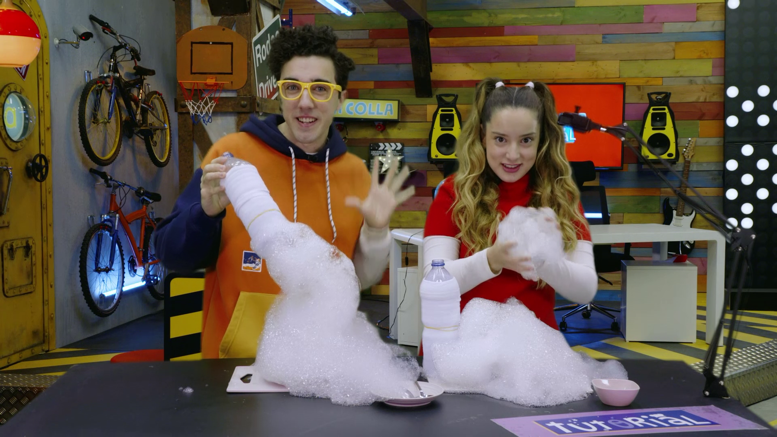 La Colla Tutorial| Festa de l'espuma