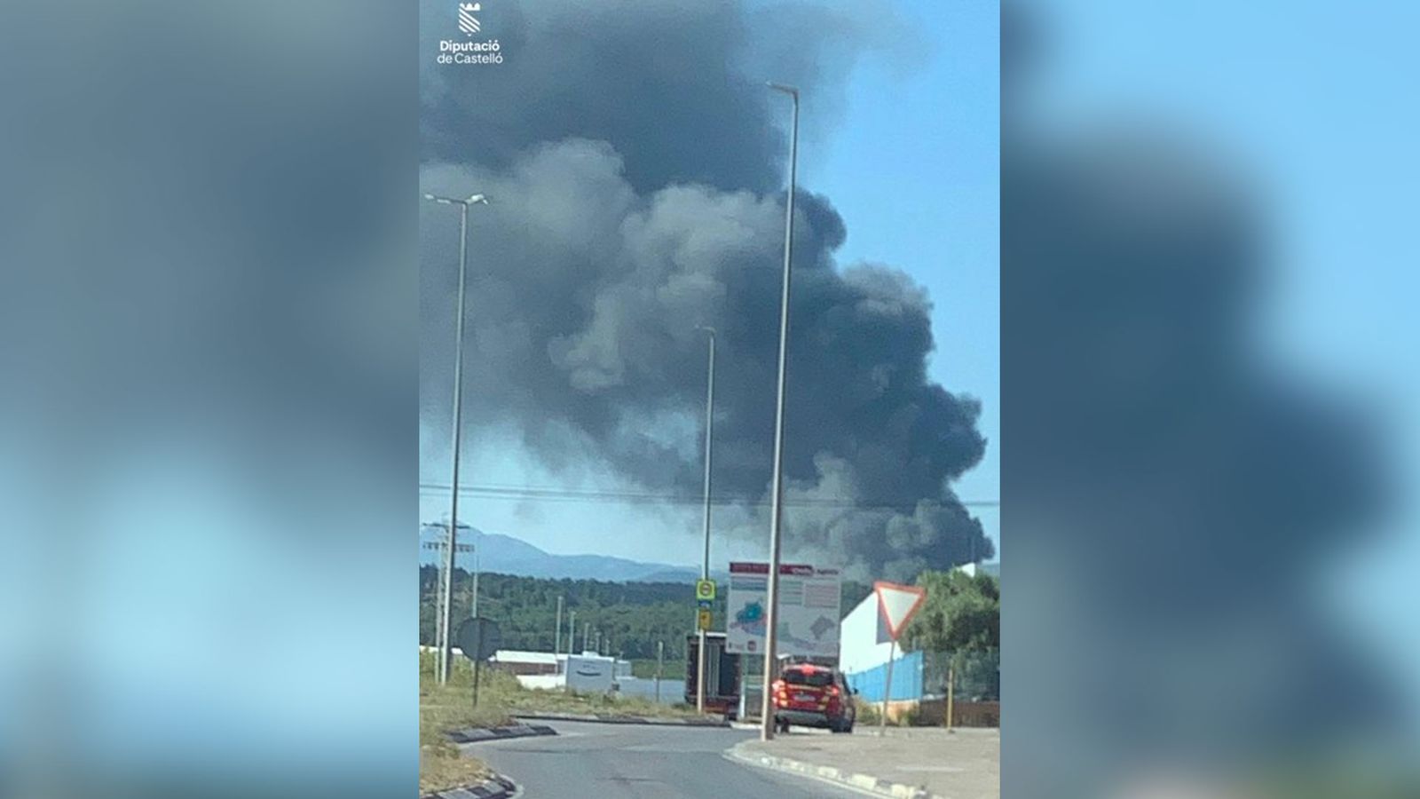 Incendi en una planta de reciclatge