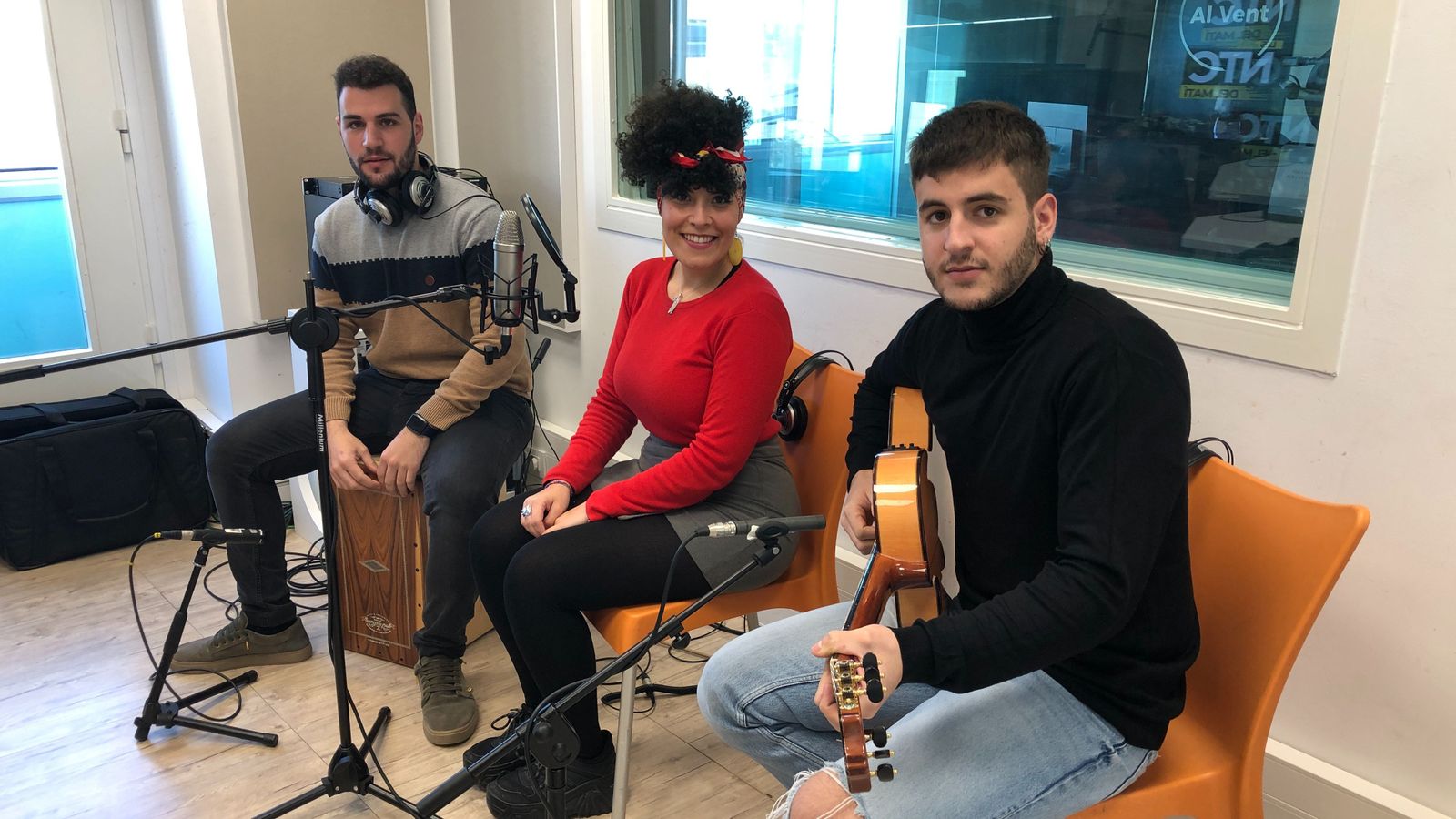 09.03.2022 | 'Música en directe' amb Mia Rizzo
